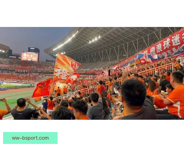 围绕亚冠精英联赛舞台山东泰山冲击荣耀之路与中超豪门新赛季突破