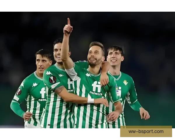 欧协联赛佛罗伦萨三年连续闯入半决赛再创佳绩